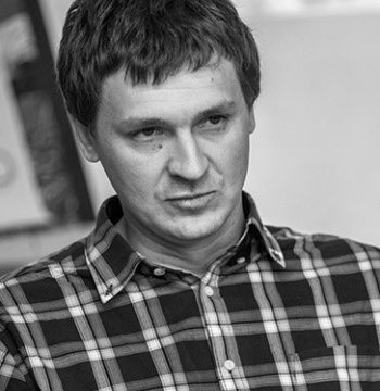 Преподаватель Дмитрий Шевченко